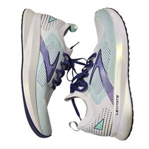 Brooks Women's White and Navy Athletic Shoes